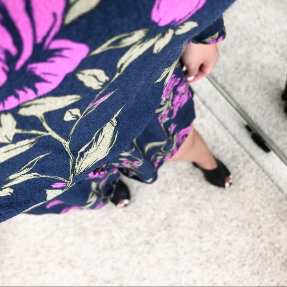 Express flower detail off shoulder bell sleeve romper - Picture 9 of 13